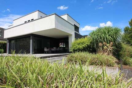 Haus zum Kaufen in Fröndenberg 1.198.000,00 € 193 m²