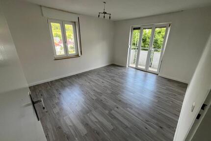 Verkaufe 3 Zimmer Wohnung 54qm mit Balkon - Tuttlingen