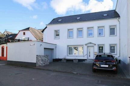 Charmantes Einfamilienhaus mit Sauna, Garage & Stellplätzen in ruhiger Lage von Trier-Pfalzel