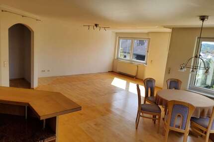 Wohnung zum Kaufen in Weissach 418.000,00 € 122 m²