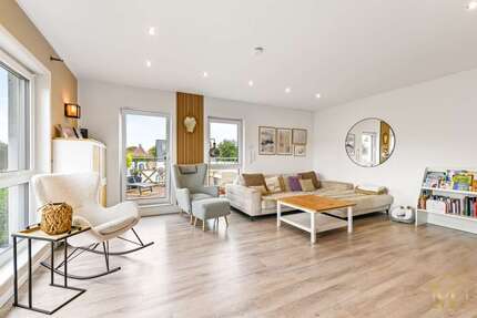 Haus zum Kaufen in Stade 699.000,00 € 233 m²