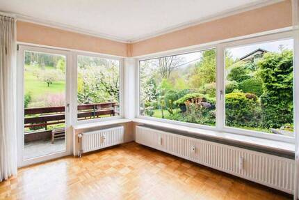 Ruheoase am Naturschutzgebiet: Lichtdurchflutete 3-Zimmer-Wohnung mit Terrassen & Balkon - Bad Boll Eckwälden