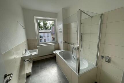 Altbau - 2-Raum-Wohnung mit Balkon im Zentrum von Spremberg