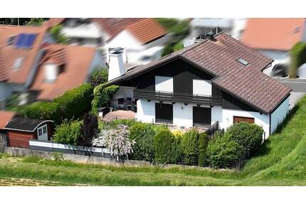 Familienparadies im Landhausstil - großzügiges Zuhause in ruhiger Ortsrandlage - Leinach