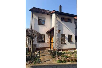 Gepflegtes REH in Bestlage in Herzogenaurach Lohhof