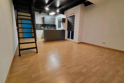 2 Zimmer DG Galerie Wohnung Wallersdorf zur Miete