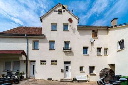 Haus zum Kaufen in Bönnigheim 340.000,00 € 150 m²