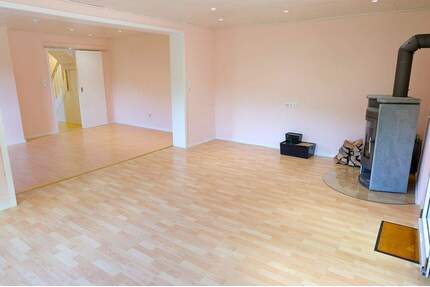 RESERVIERT !!! Idyllisches Einfamilienhaus am Waldrand von Gilfershausen! - Bebra