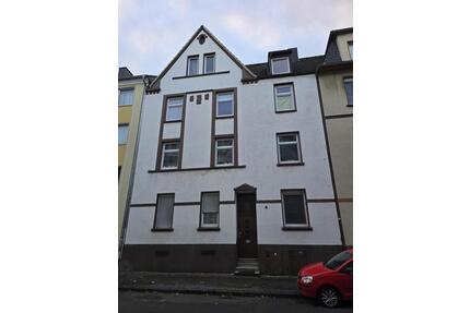 Kompakte Singlewohnung mit Einbauküche – ideal für Studenten in Bochum-Riemke