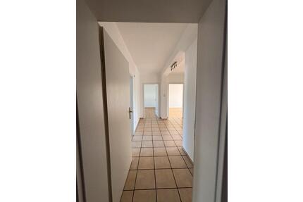 Schöne helle Wohnung im Stadtzentrum - Altenkirchen (Westerwald)