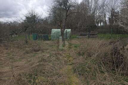 Grundstück zu verkaufen in Rehlingen-Siersburg 88.000,00 € 550 m²