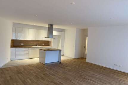 Wohnung zum Mieten in Potsdam 2.065,00 € 125 m²