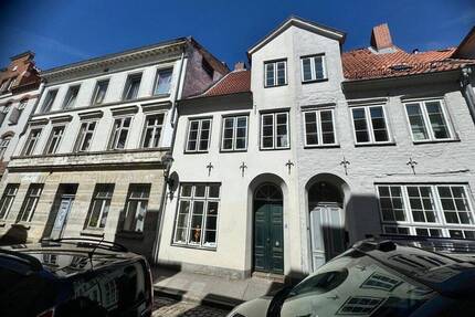 Altstadthaus mit Innenhof in 23552 Lübeck-Innenstadt (Altstadt) - Lübeck / Innenstadt