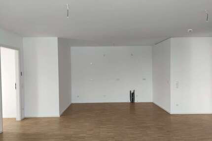 Wohnung zum Mieten in Hannover 1.577,10 € 105.14 m²