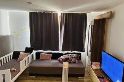 Ein Kleines1-zimmer appartment steht - Weingarten