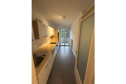 IDEAL GESCHNITTENE 2 ZI. ETW mit Balkon und Einbauküche - Nürnberg Gibitzenhof