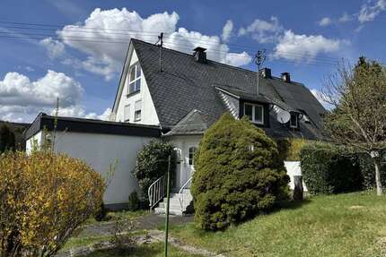 Haus zum Kaufen in Neunkirchen 280.000,00 € 147.7 m²