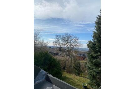 Gepflegte 2-Zimmer Dachgeschosswohnung mit Balkon in Northeim