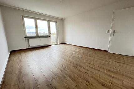 5-Zimmer Wohnung - mit Balkon - 510,00&nbsp;EUR Kaltmiete, ca.&nbsp; 96,64&nbsp;m&sup2; in Uslar (PLZ: 37170)