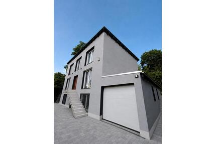 ✅ Exklusives Einfamilienhaus in Berlin-Kladow – ca. 270 m²