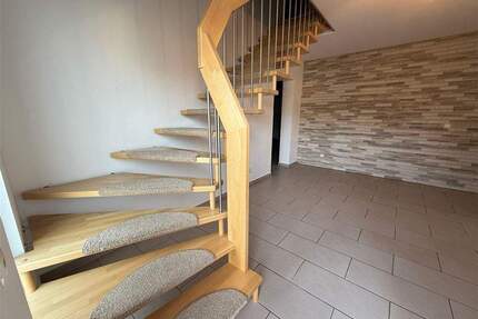 Modernes Einfamilienhaus in energieeffizienter Bauweise Garten und Außenpool - Völklingen Ludweiler