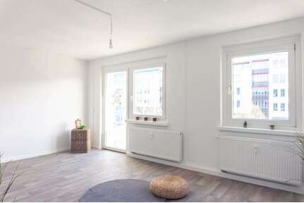 Wohnung zum Mieten in Chemnitz 436,00 € 64.6 m²