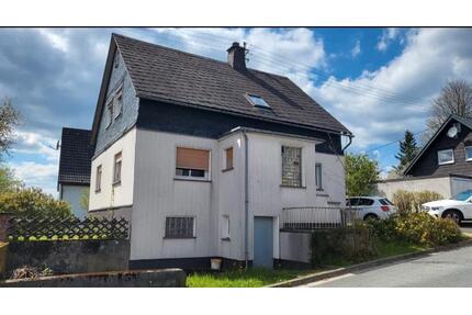 Haus zu vermieten - 750,00&nbsp;EUR Kaltmiete, ca.&nbsp; 90,00&nbsp;m&sup2; in Teuschnitz (PLZ: 96358)