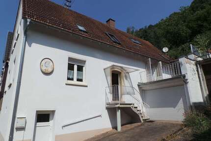 Haus zum Kaufen in Ramberg 169.000,00 € 114.58 m²