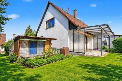 Haus zum Kaufen in Dußlingen 460.000,00 € 137.91 m²