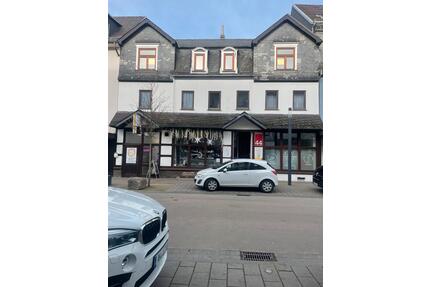 MFH mit 3 Gewerbeeinheiten – saniert, zentrale Lage, Renditestark - Helmenzen