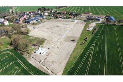 Bauen Sie Ihr Traumhaus im Speckgürtel von Neubrandenburg! - Breesen Kalübbe