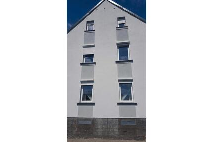 Kernsaniertes Einfamilienhaus mit Innenhof, 3 Stellplätze - Mendig