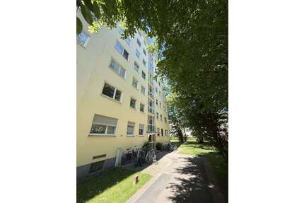 Wohnung zum Kaufen in Oberschleißheim 250.000,00 € 58 m²