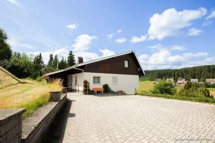 Haus zum Kaufen in Eisenbach (Hochschwarzwald) 539.000,00 € 193 m²