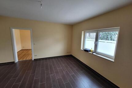 Helle 2 -Raum Wohnung EG - 450,00&nbsp;EUR Kaltmiete, ca.&nbsp; 72,00&nbsp;m&sup2; in Jerichow (PLZ: 39319)