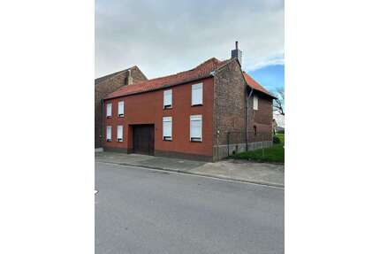 Haus zum Kaufen in Heinsberg 169.000,00 € 90 m²