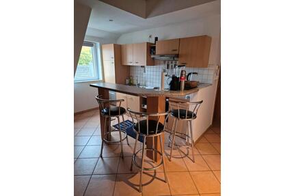 ruhige, helle 3-Zimmerwohnung - 799,00&nbsp;EUR Kaltmiete, ca.&nbsp; 68,00&nbsp;m&sup2; in Laatzen (PLZ: 30880)