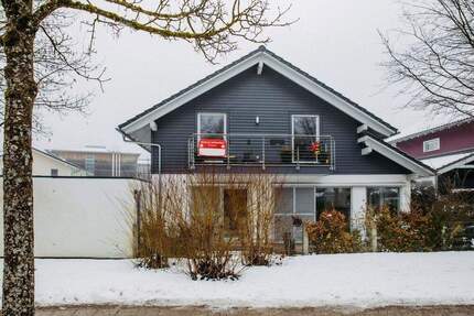 Einfamilienhaus mit hochwertiger Ausstattung und viel Platz für Wohnen und Hobby in toller Lage - Kirchseeon