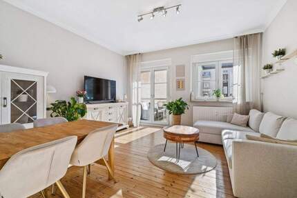 Wohnen in Lankwitz, sorgenfrei - 2-Zimmer, Einbauküche, Balkon dabei - Berlin