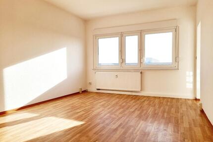 Bye Bye Hotel Mama - Hallo erste eigene Wohnung! - 1-Raumwohnung mit Aufzug - Hoyerswerda