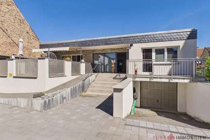 Haus zum Kaufen in Büttelborn Klein-Gerau 769.000,00 € 198 m² - Büttelborn / Klein-Gerau
