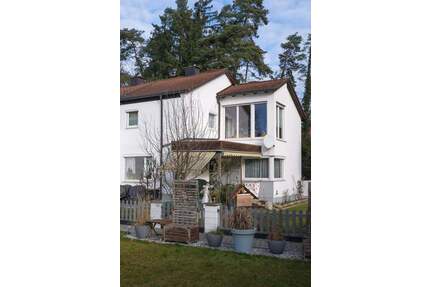 +++ Reiheneckhaus mit Charme und Potenzial +++ - Waldkraiburg