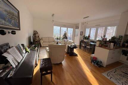 Zentrale Stadtwohnung mit Garten, Loftfeeling und Carportstellplatz - Erlangen Innenstadt