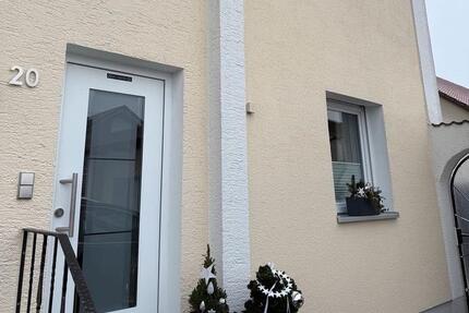 Gepflegte Doppelhaushälfte im Herzen von Legau