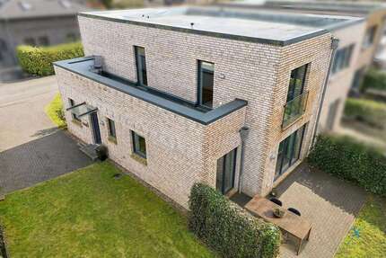 Haus zum Kaufen in Harrislee 498.000,00 € 118.93 m²