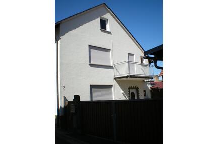 Einfamilienhaus mit Hof & Scheune BJ 1969 in Karsbach Höllrich