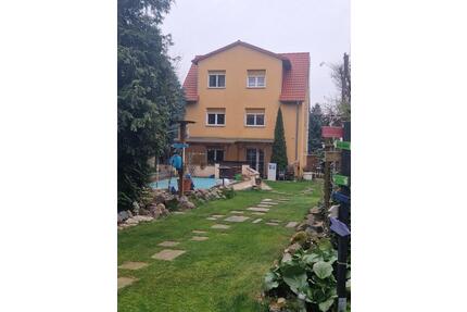 2-Raum Wohnung in Brehna Wohnprojekt Mietfrei für Mithilfe - Sandersdorf-Brehna Torna