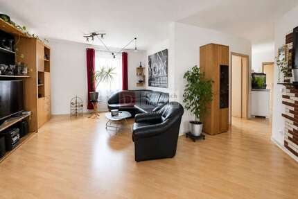 Wohnung zum Kaufen in Frankfurt 269.000,00 € 89 m²
