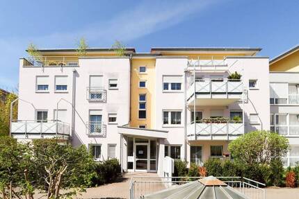 +++ Charmante 2-Zimmer-Wohnung mit Balkon und TG-Stellplatz im Herzen vom Preußischen Viertel +++ - Dresden Radeberger Vorstadt