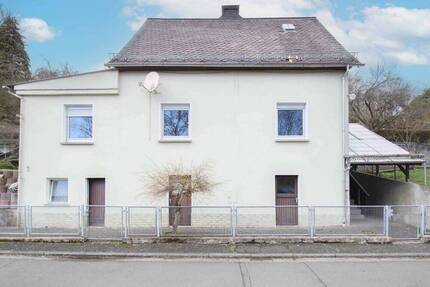 Eigenheim inkl. Schuppen mit Garten in Sackgassenlage - Dillenburg Donsbach